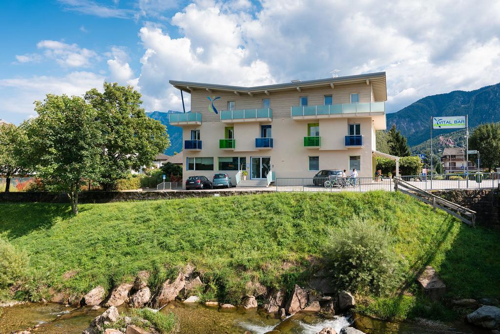 Energy Hotel Калчераника ал Лаго Екстериор снимка